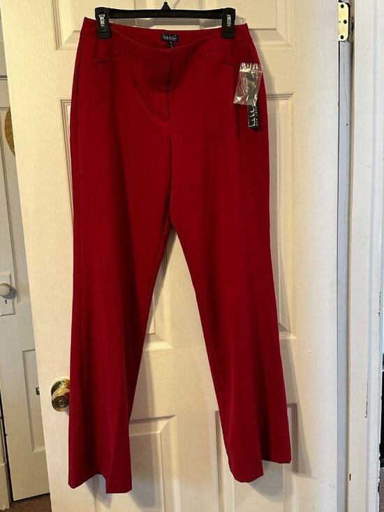 Nicole Miller New York Pants - Nicole Miller New York Red Trousers. Size 6.  NWT
